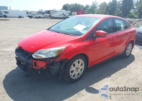 2012 Ford Focus Se z USA, uszkodzony, nr VIN 1FAHP3F21CL290122